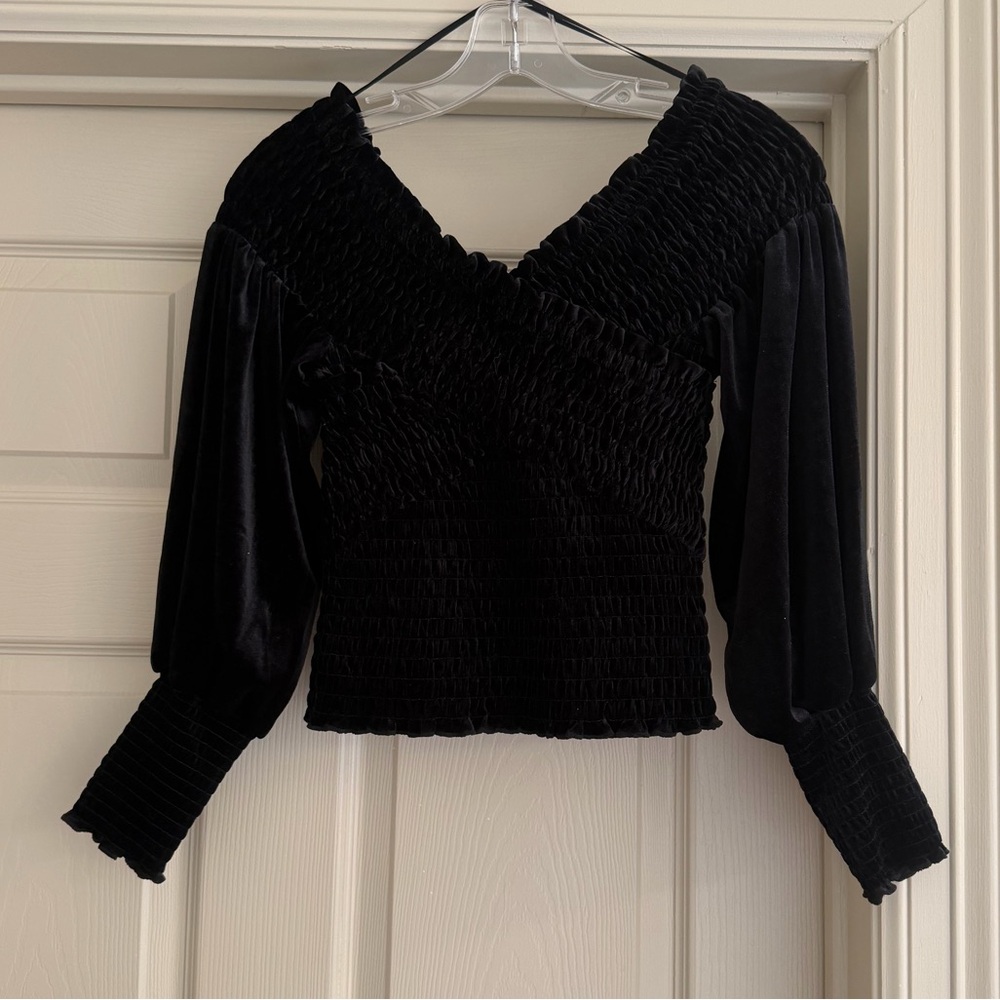 BB Dakota Steve Madden Black Smocked Velvet V-Neck Blouse